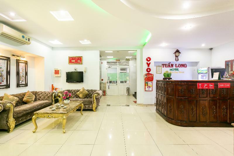 Oyo 130 Tuan Long Hotel Хошимин Экстерьер фото