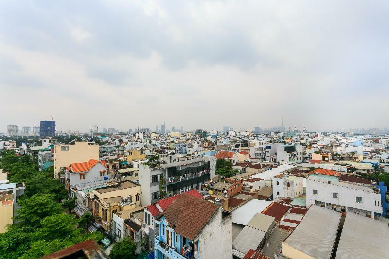 Oyo 130 Tuan Long Hotel Хошимин Экстерьер фото
