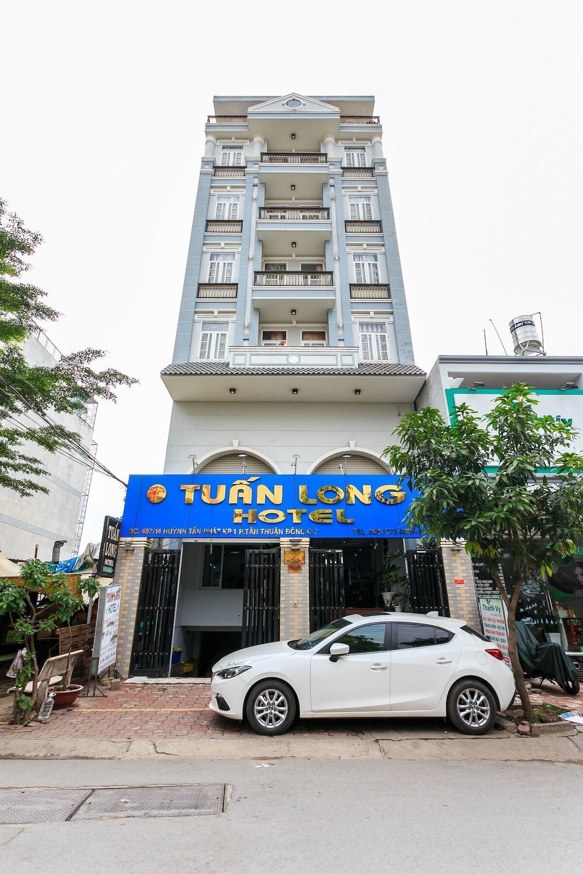 Oyo 130 Tuan Long Hotel Хошимин Экстерьер фото